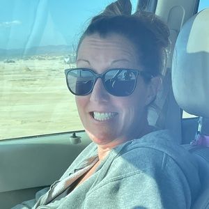 Meet your Posher, Randi